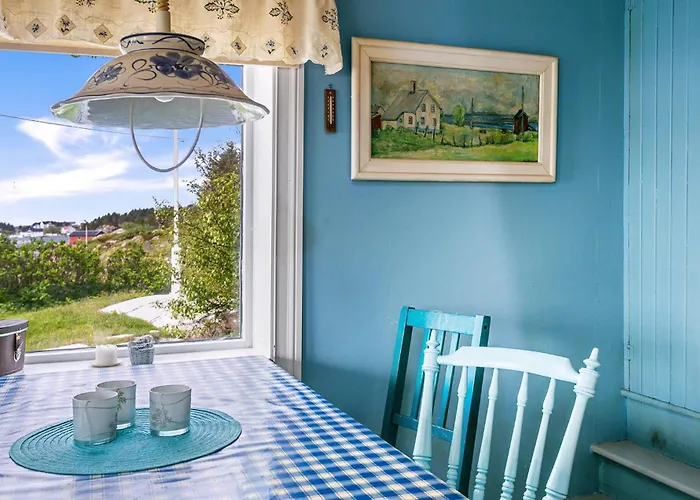 Cozy In Norddyroy With Kitchen *